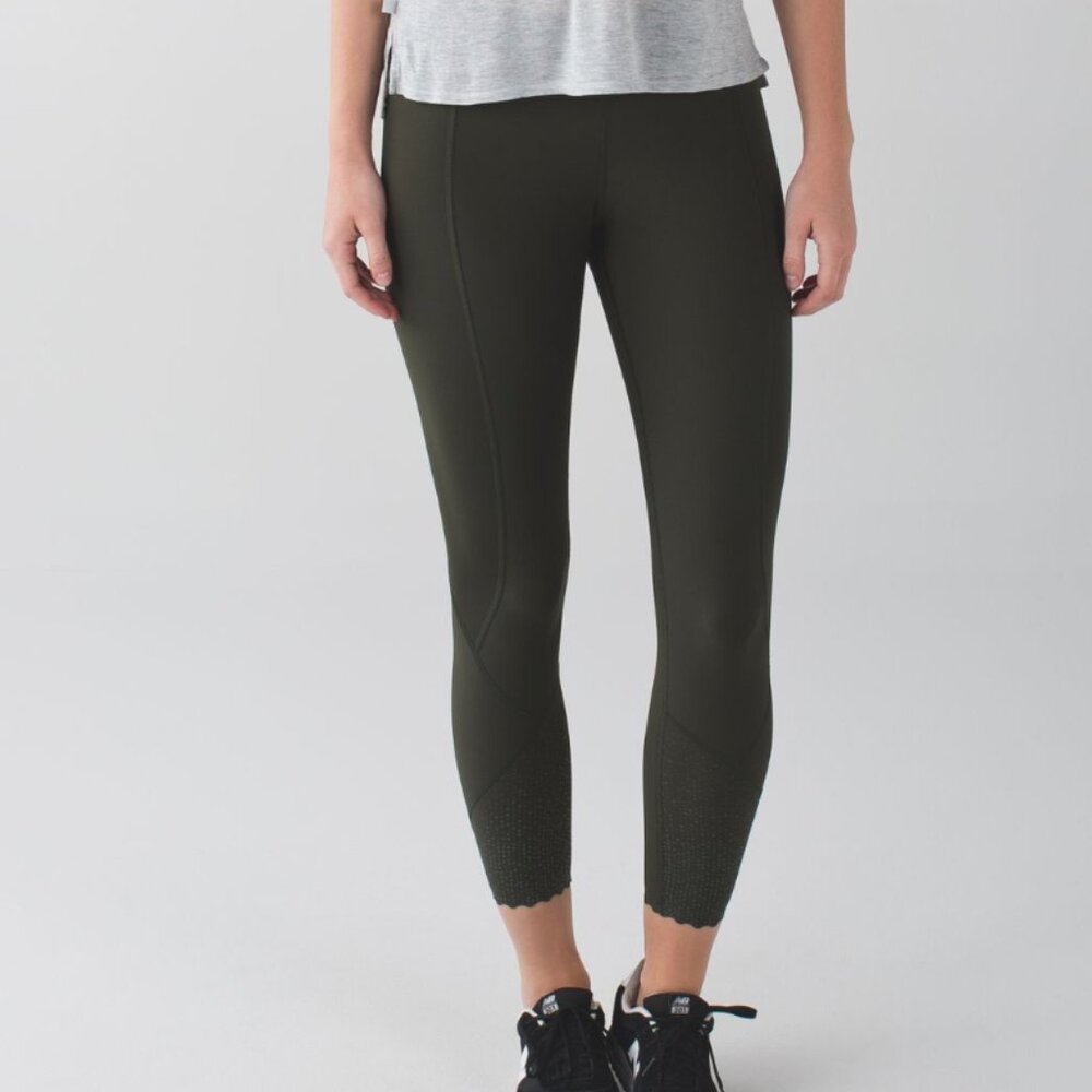 lululemon Tight Stuff Tight (Reflective) - Gator Green Size 4